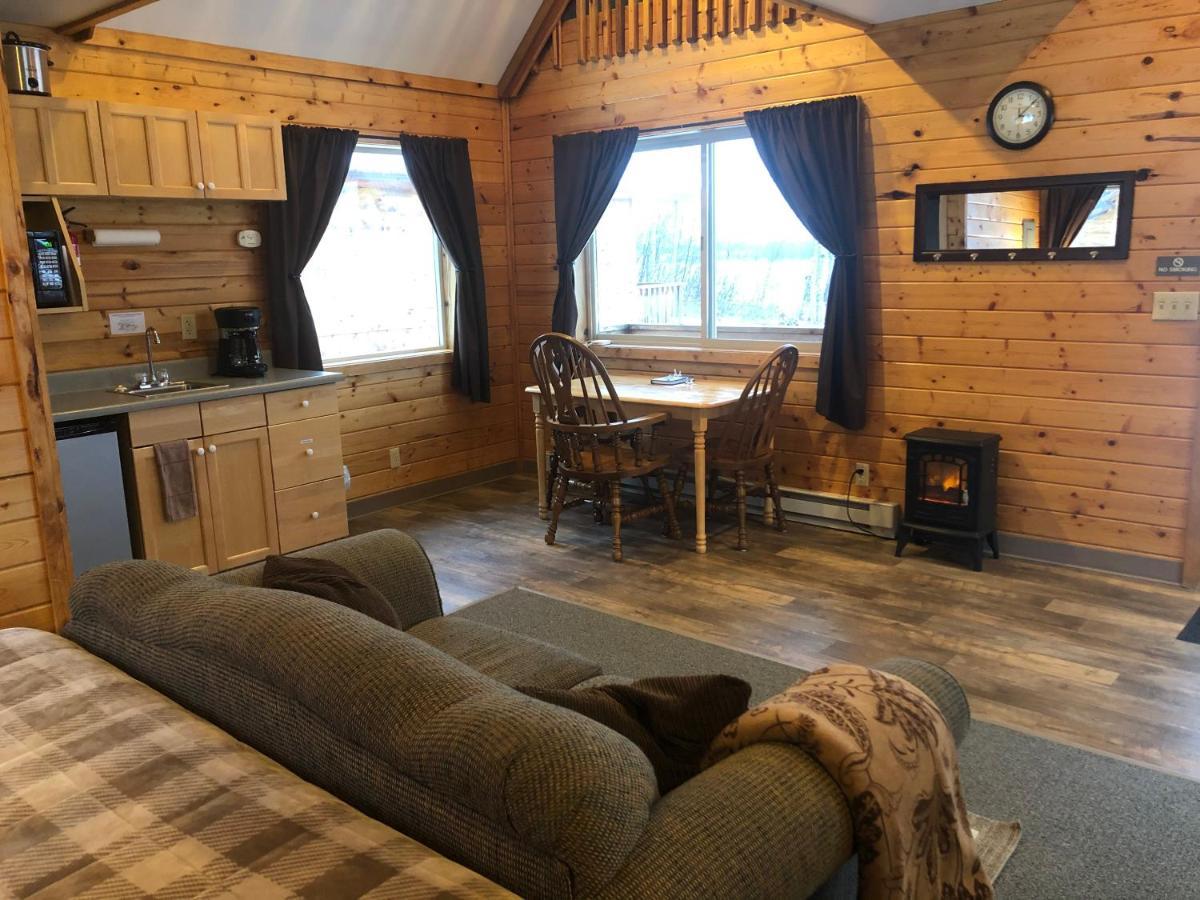 Susitna River Lodging, Riverside Cabins Talkeetna Esterno foto